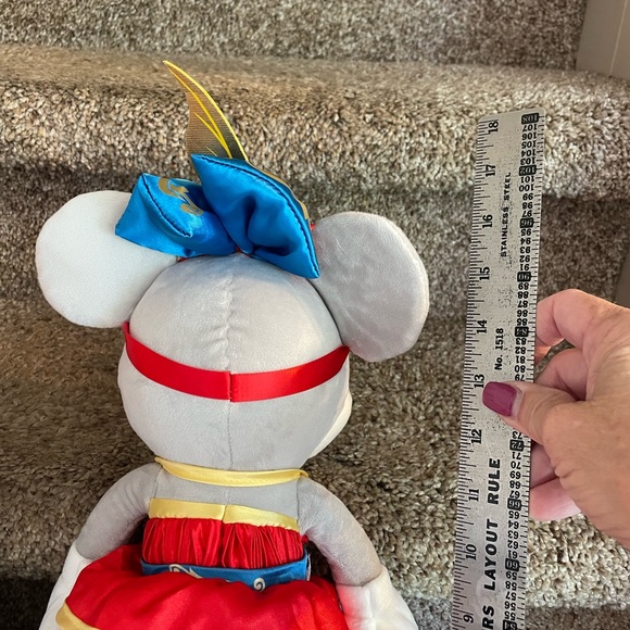 Disney - Picture 2 of 8